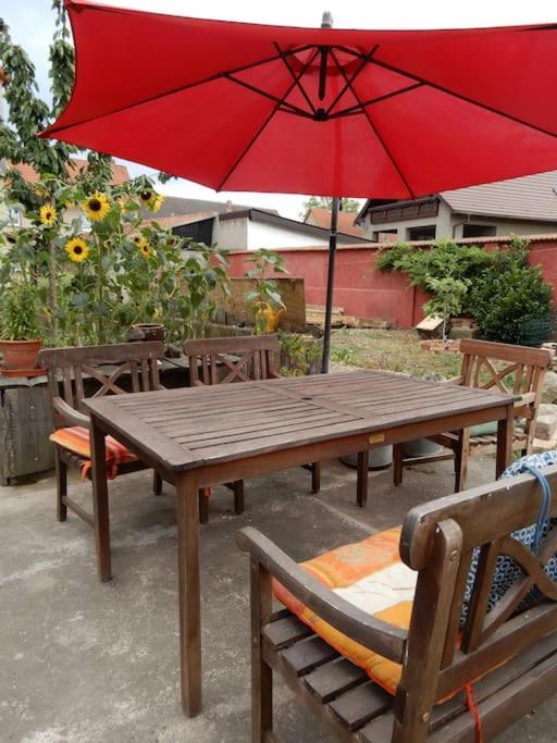 Laendliches Wohnen Zwischen Erfurt Und Gotha Apartamento Exterior foto